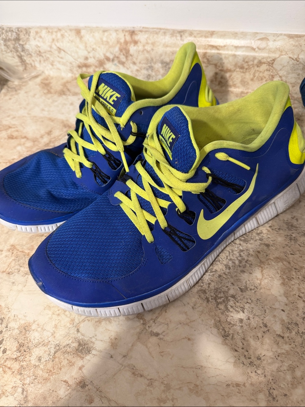 Nike Blue and Neon Yellow Training Sneakers